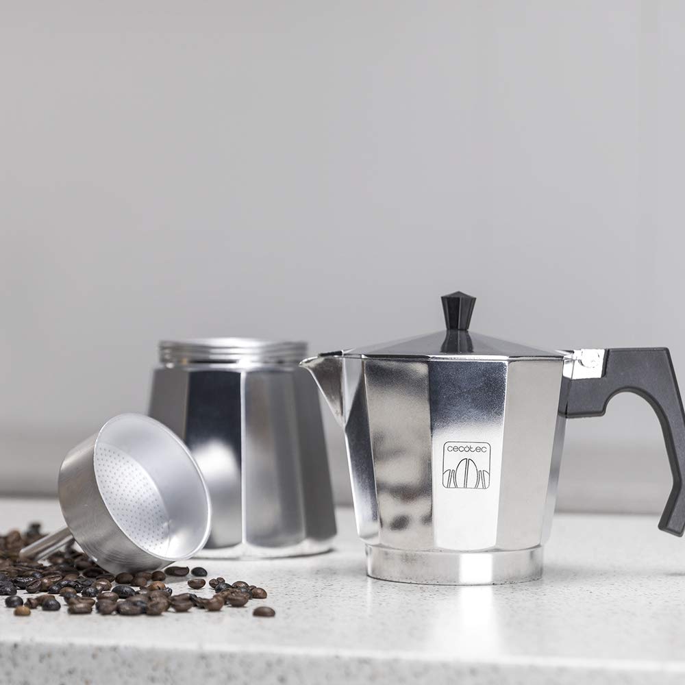 cecotec-mokclassic-300-shiny-cafetera-italiana-de-aluminio-para-3-tazas-apta-par image 3
