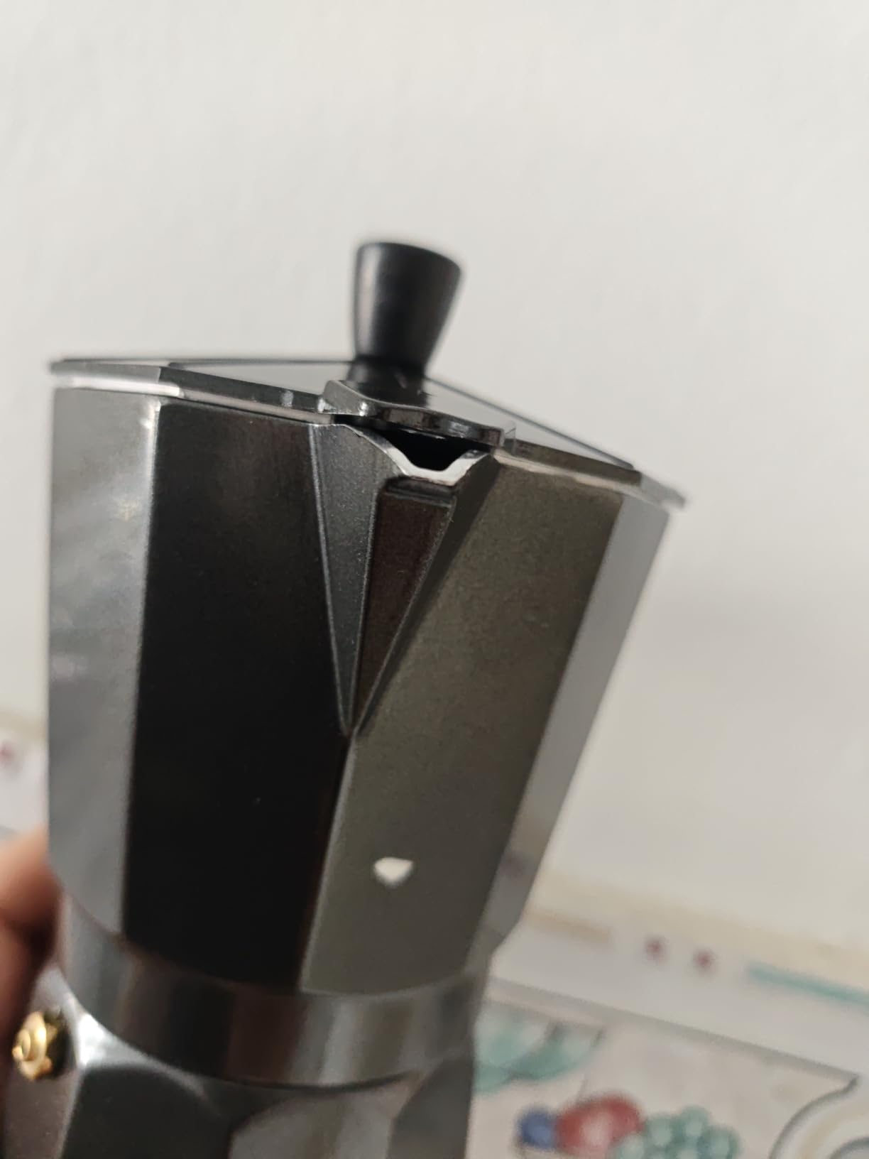 Filtró por la rosca
