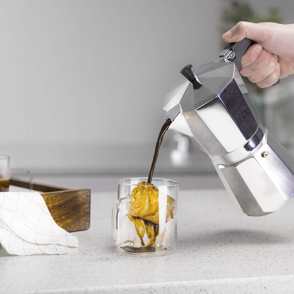 cecotec-mokclassic-300-shiny-cafetera-italiana-de-aluminio-para-3-tazas-apta-par image 5