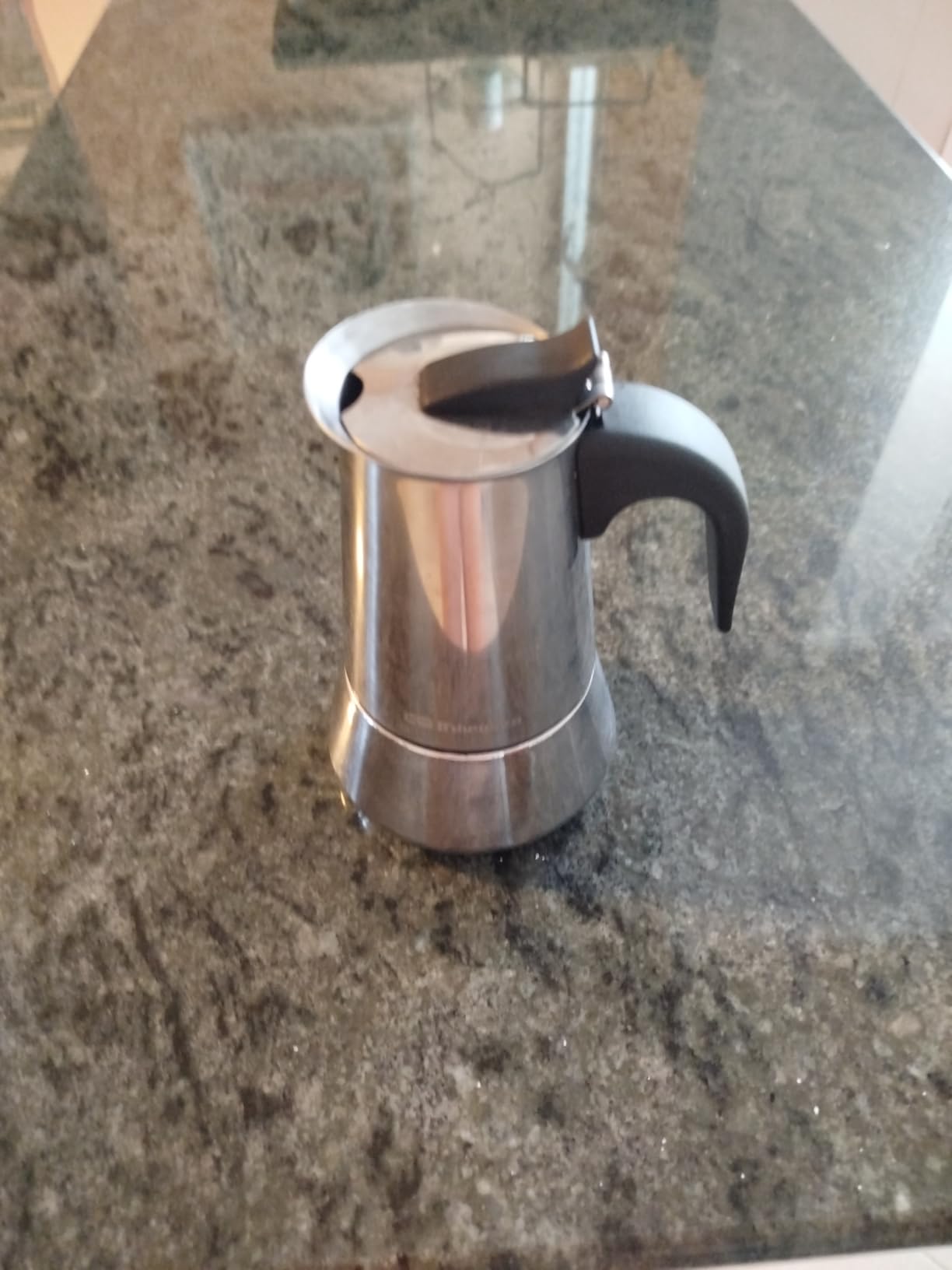 Muy buena cafetera